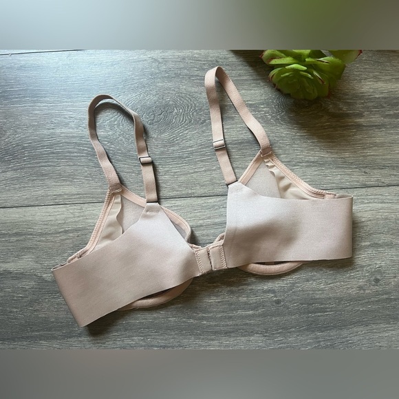 Spanx Sheerex Fit to You Textured Bra in Champagne Beige. Size S A - C NWOT! - Picture 6 of 11